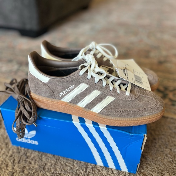 adidas Shoes - Adidas Spezial Brown Gum Bottoms